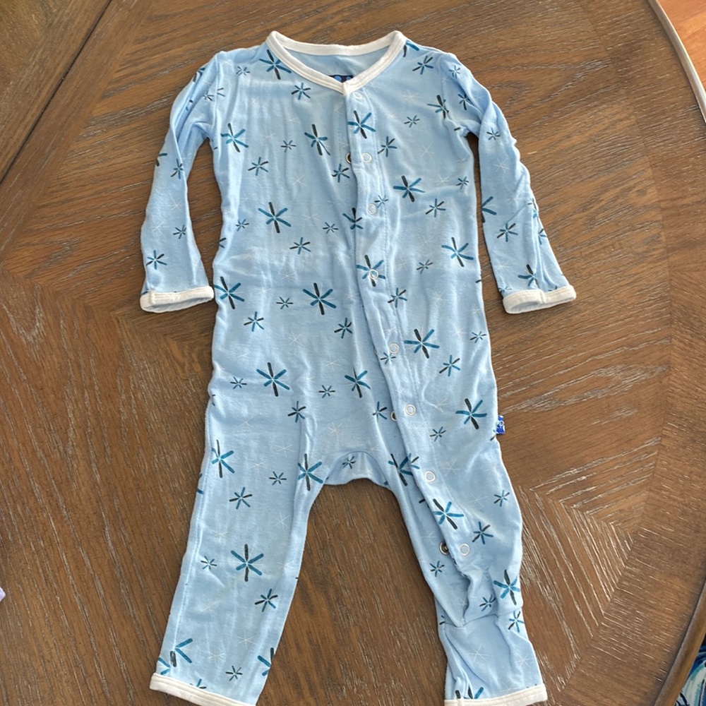 Blue patterned kickee pants pajama.